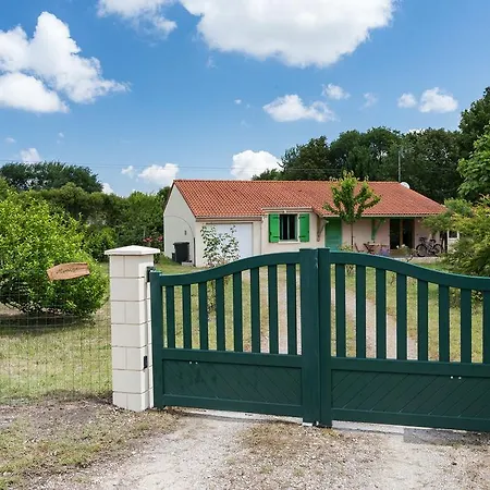 Chez Mamina, Au Coeur Du Medoc Holiday home *